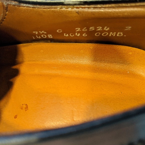 Allen Edmonds Wingtip Oxford - 9.5 C main image 3